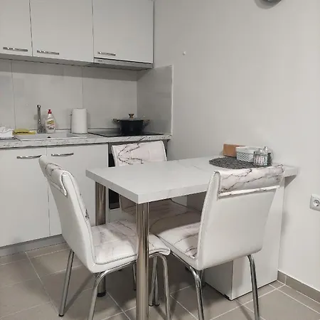 Kilkis Central Studio Apartment *